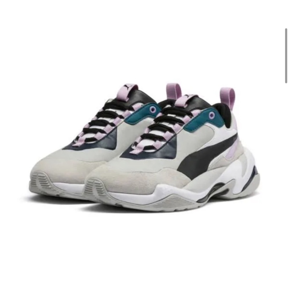 NWOT Puma Thunder Riv Womens size 9